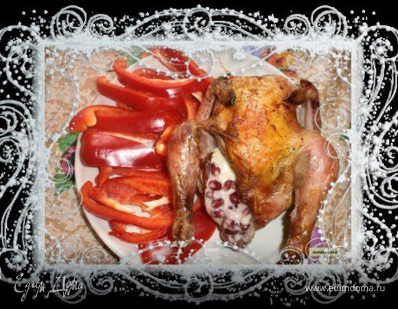 Цыпленок, фаршированный гранатом и сыром Цыпленок, фаршированный гранатом и сыром
