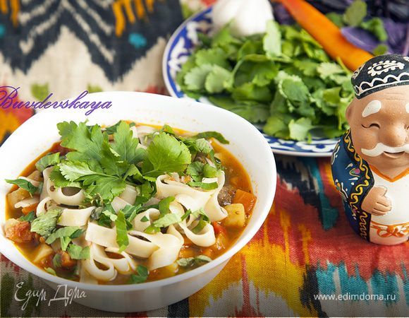 Узбекский лагман жареный Узбекский лагман жареный