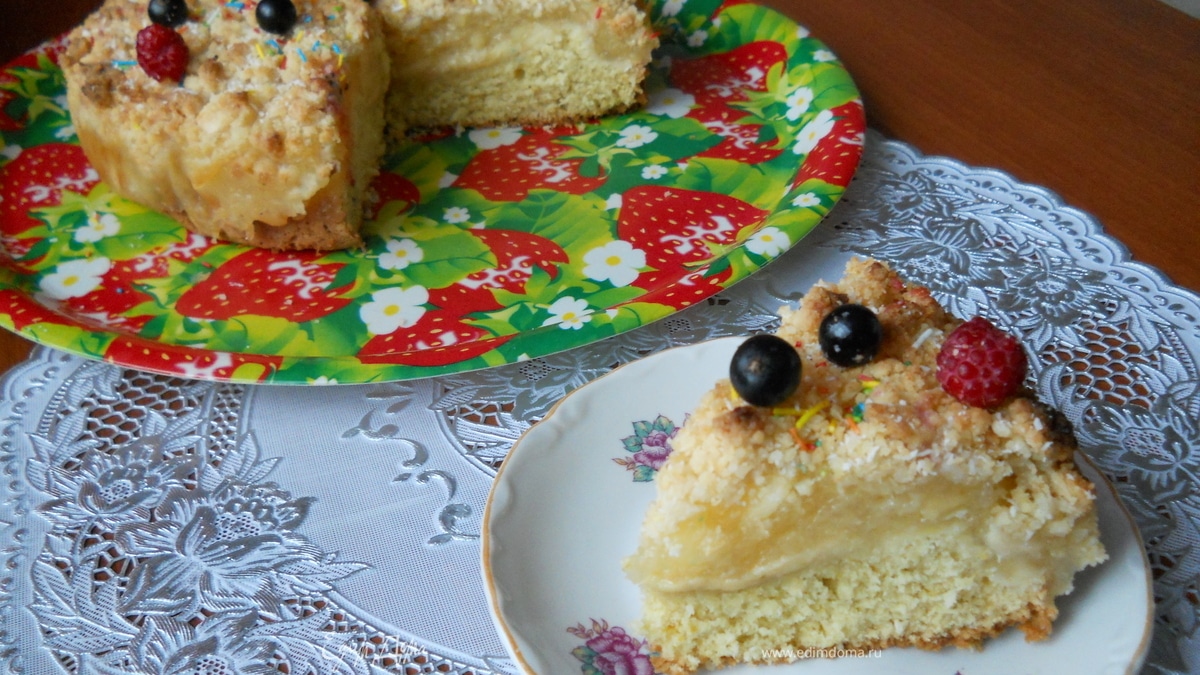 Яблочно-кокосовый пирог