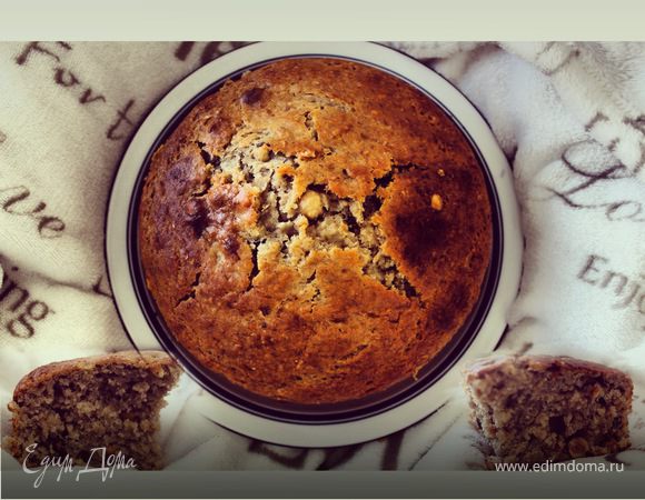 Банановый пирог с лесными орехами Банановый пирог с лесными орехами