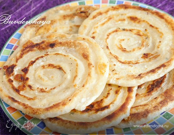 Спиралевидные лепешки с творогом и сыром Спиралевидные лепешки с творогом и сыром
