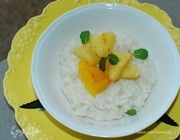 Рис на кокосовом молоке с манго и ананасом