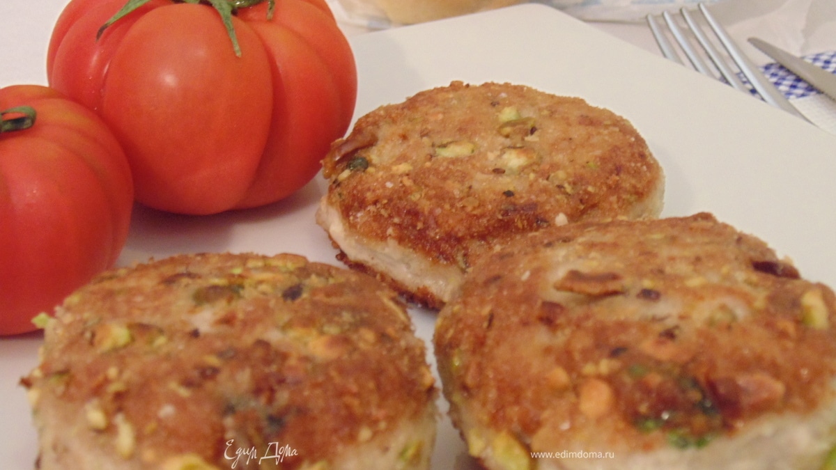 Котлеты из тунца в фисташковой панировке