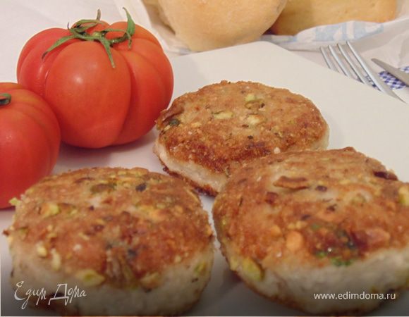 Котлеты из тунца в фисташковой панировке Котлеты из тунца в фисташковой панировке