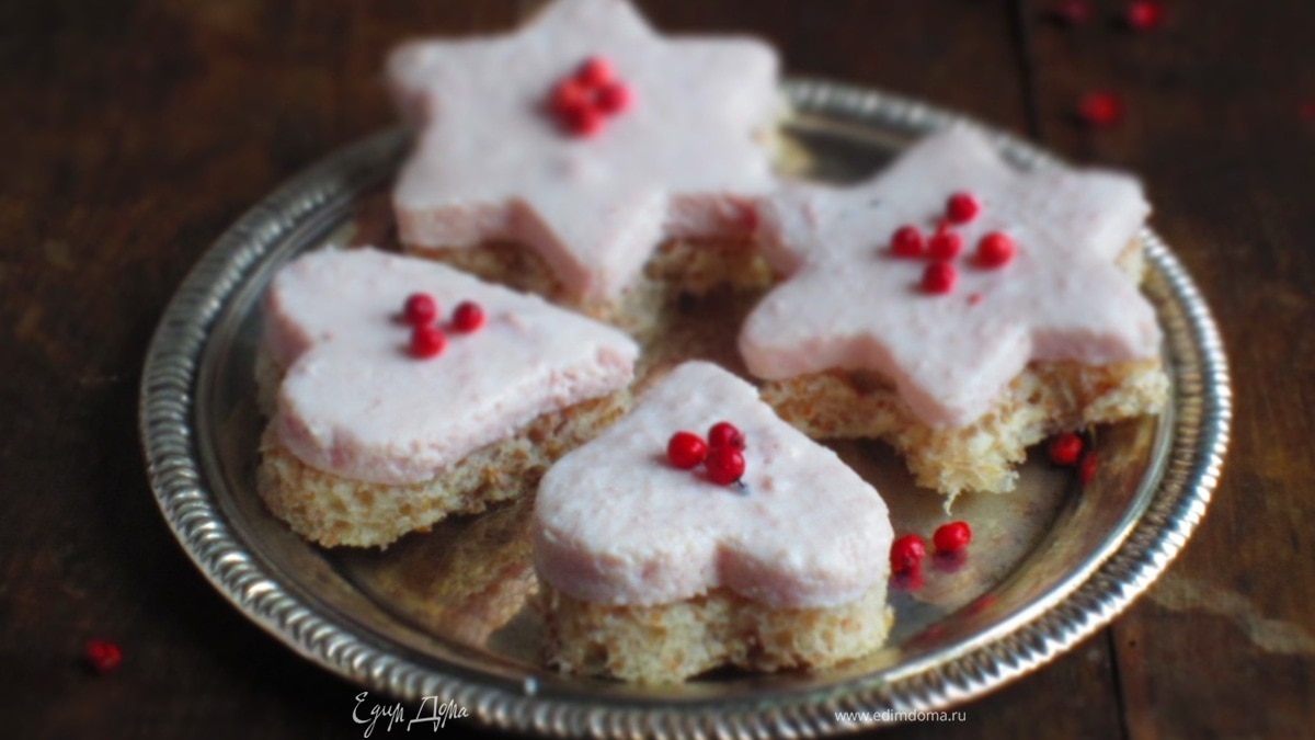 Канапе с муссом из ветчины и рикотты