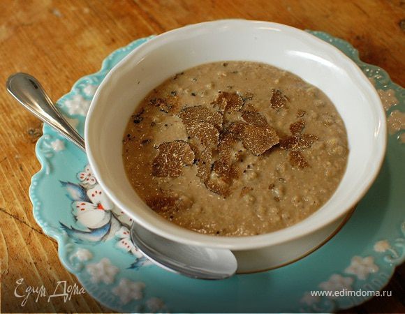 Суп-пюре из чечевицы и фасоли с трюфелем Суп-пюре из чечевицы и фасоли с трюфелем