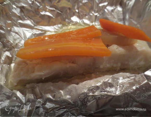 Рыба в фольге с овощами