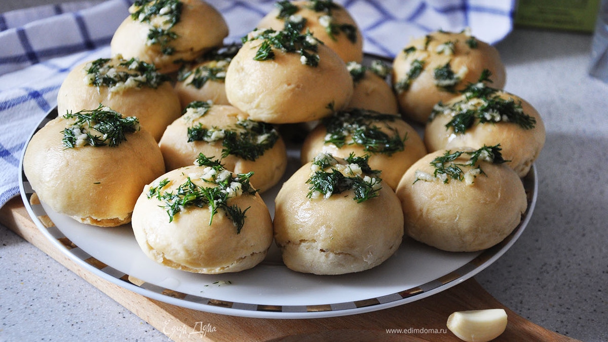Пампушки с чесноком и укропчиком