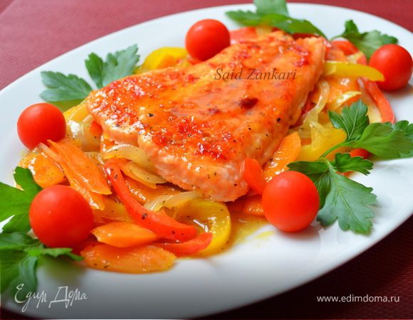 Семга с пряной карамелью и овощами Семга с пряной карамелью и овощами