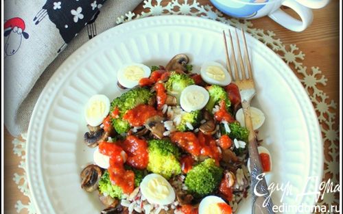 Рецепт Рис с брокколи, грибами и перепелиными яйцами