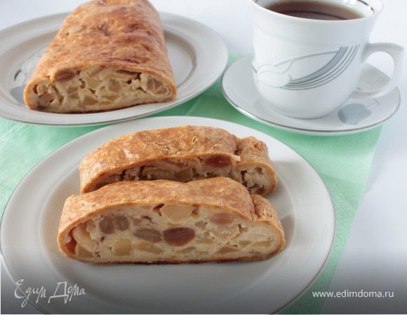 Яблочный штрудель из овсяных блинчиков Яблочный штрудель из овсяных блинчиков