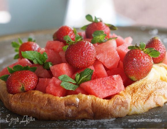 Запеченный блин с фруктами Запеченный блин с фруктами