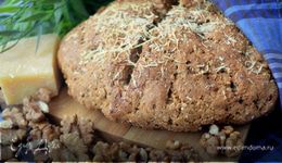 Ирландский содовый хлеб с пармезаном и грецкими орехами