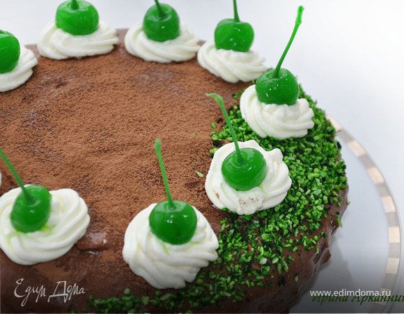 Шоколадный торт с коньяком и специями Шоколадный торт с коньяком и специями