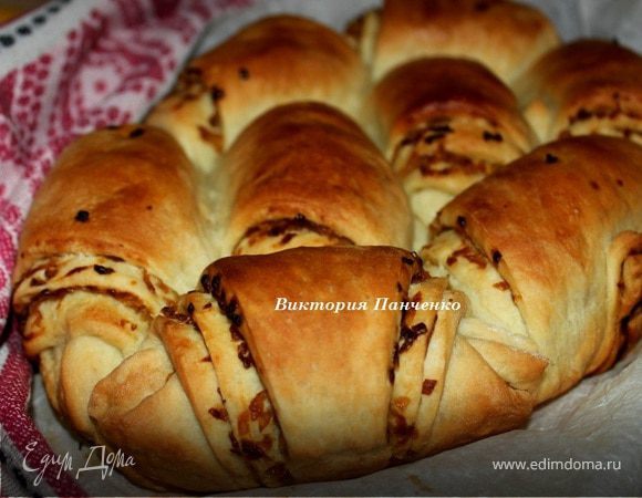 Постный пирог "Луковое счастье" Постный пирог "Луковое счастье"