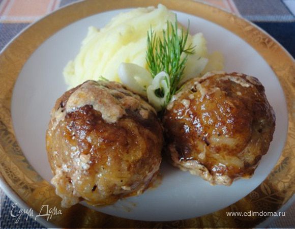 Тефтели с пряным соусом из семолины – кулинарный рецепт