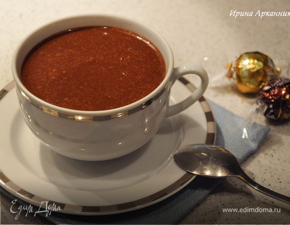 Горячий шоколад с медом и корицей