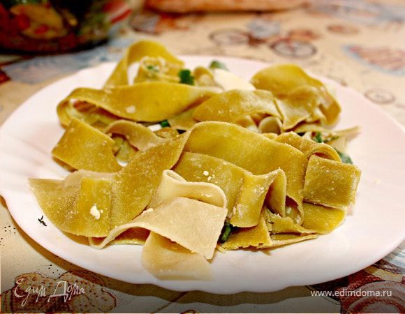 Зеленый салат из папарделле 