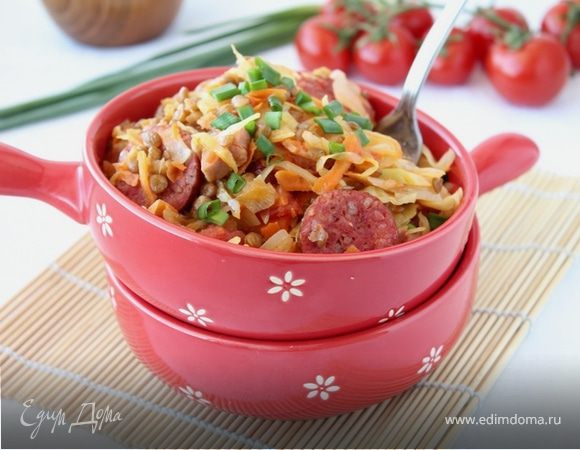 Капуста с чечевицей и колбасками Капуста с чечевицей и колбасками