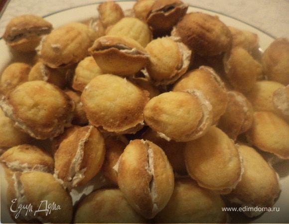 Печенье  "Орешки"  с  халвой