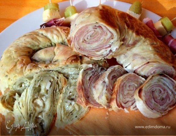 Слоеные пироги-рулеты с несладкими начинками