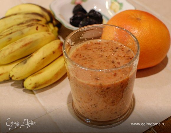 Цитрусовый коктейль с бананом и черносливом Цитрусовый коктейль с бананом и черносливом