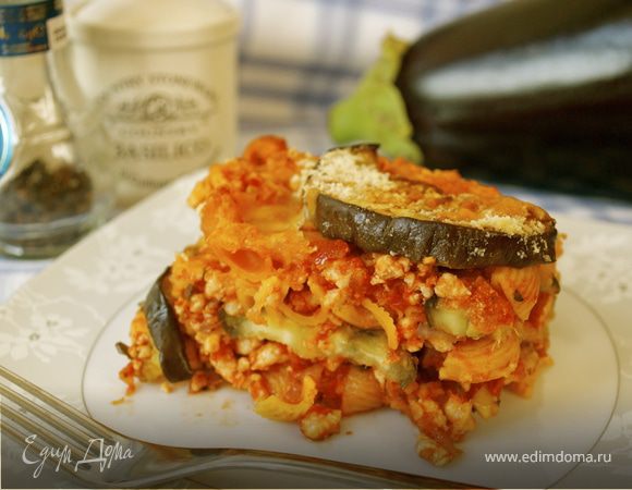 Запеканка из индейки с баклажанами