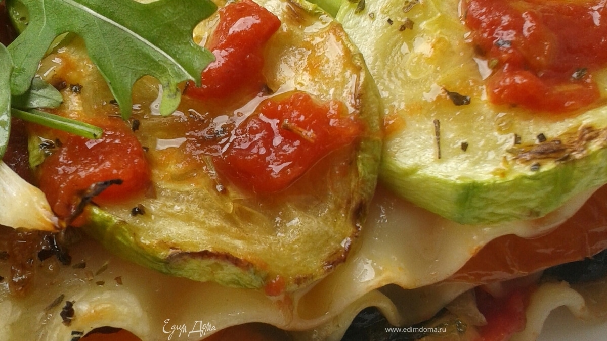 Лазанья с кабачками, шпинатом и сладким перцем