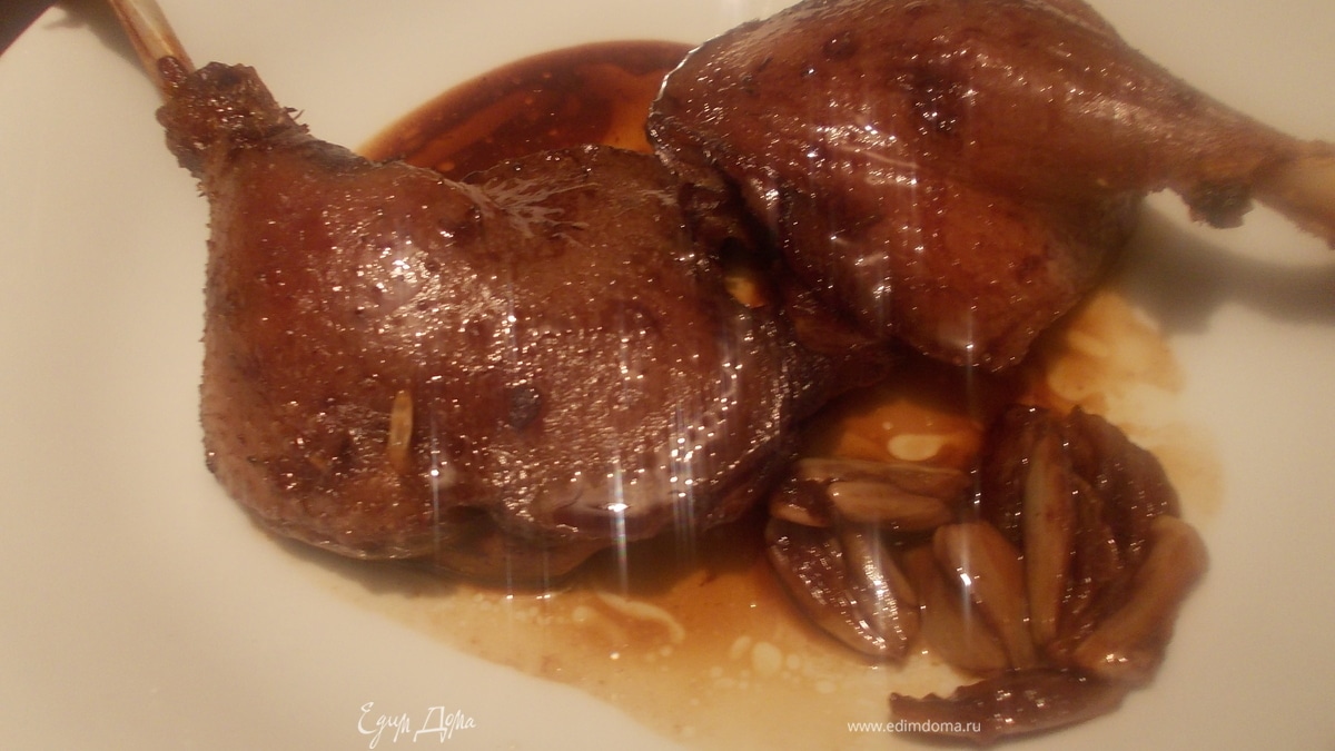 Утиные ножки, маринованные в соевом соусе с чесноком и лимоном