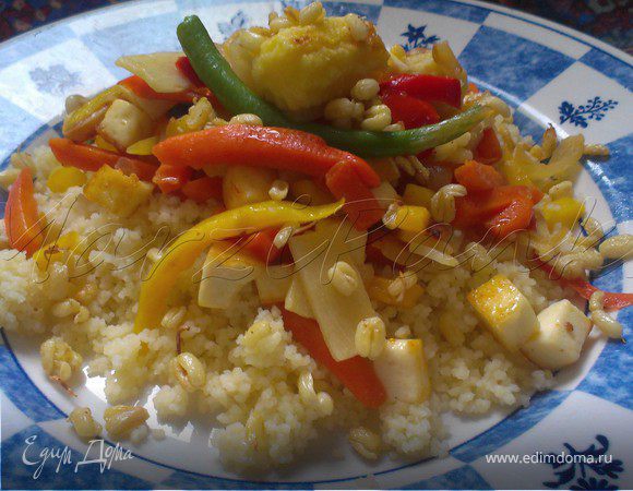 Кус-кус с паниром, овощами wok и ростками маша Кус-кус с паниром, овощами wok и ростками маша