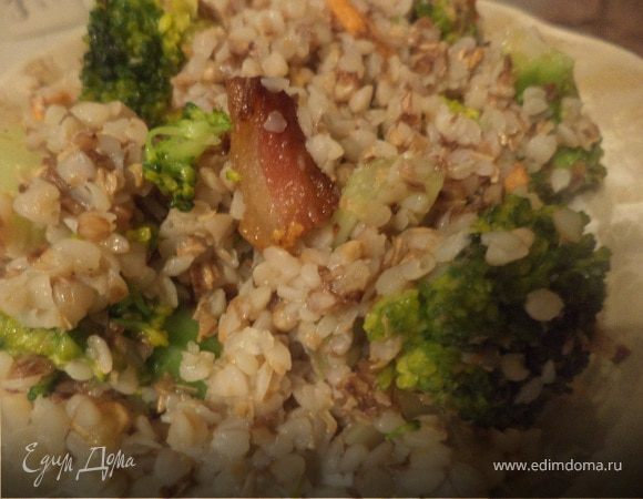 Гречневая каша с брокколи, морковью и сельдереем Гречневая каша с брокколи, морковью и сельдереем