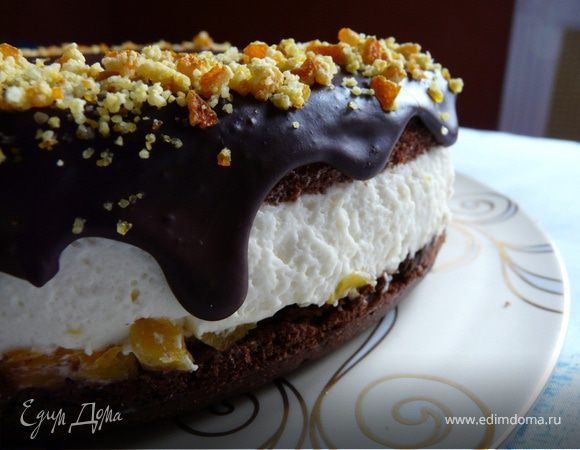Шоколадный торт с манго и сливочным муссом Шоколадный торт с манго и сливочным муссом