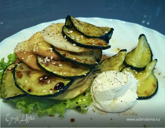 Салат из яблок и цукини Салат из яблок и цукини