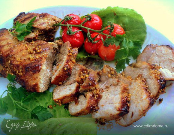 Запеченный свиной окорок Запеченный свиной окорок