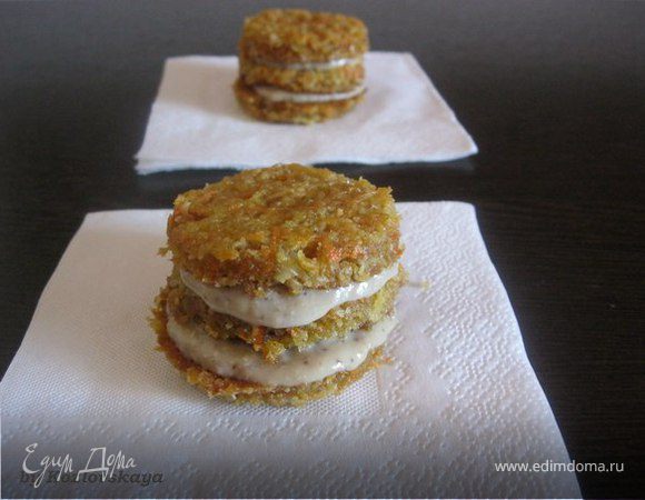 Морковное печенье с заварным ореховым кремом Морковное печенье с заварным ореховым кремом