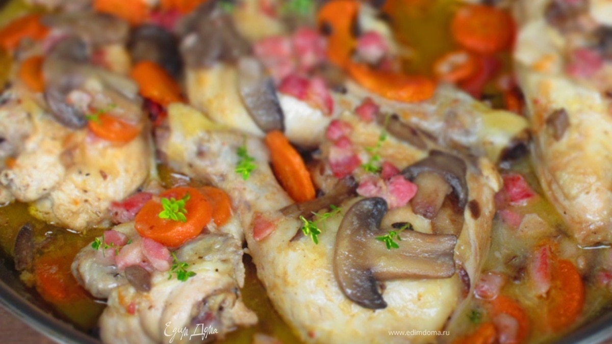 Курица с овощами и грибами