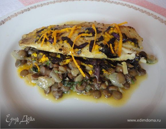 Рыба с чечевицей и апельсиновым соусом