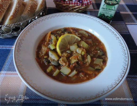 Освежающий чечевичный суп с кабачками Освежающий чечевичный суп с кабачками