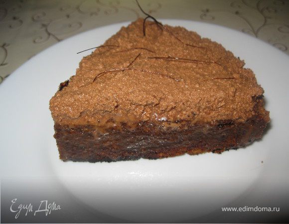 Французский десерт с шоколадом и карамелью