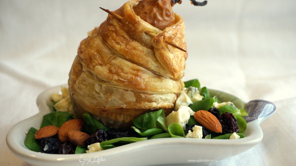 Десертная груша с сыром (два рецепта)