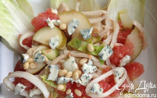Рецепт Салат с кальмарами, грейпфрутом и цикорием