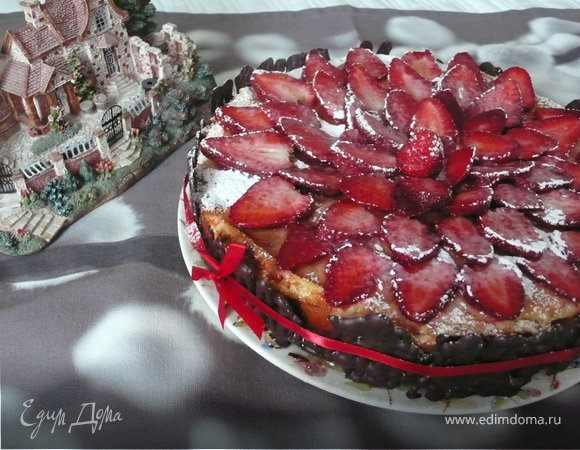 Творожный торт с клубникой