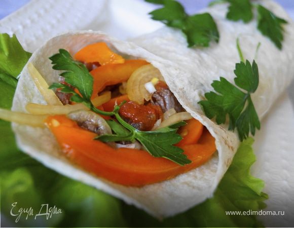 Фахитос по-мексикански с говядиной