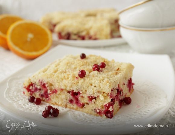 Кекс с брусникой и лимонным штрейзелем Кекс с брусникой и лимонным штрейзелем