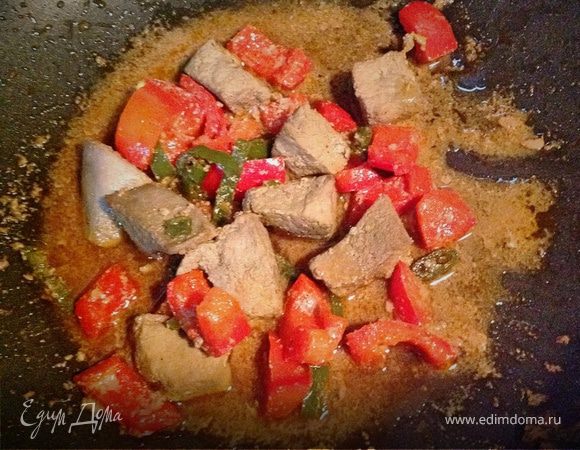 Печень с болгарским перцем в соевом соусе