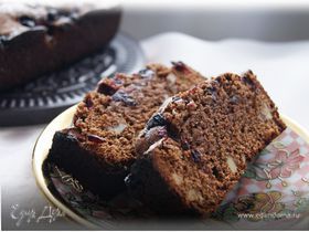 Шоколадно-гречишный кекс с черной смородиной и грецким орехом