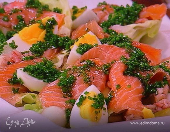 Салат с лососем и креветками