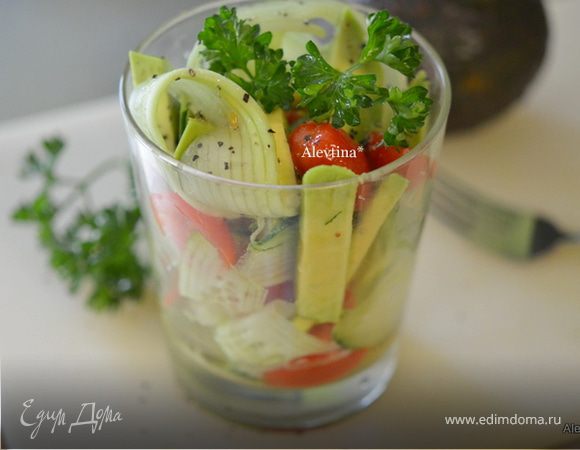 Рецепт салата с авокадо и киноа для красивой кожи