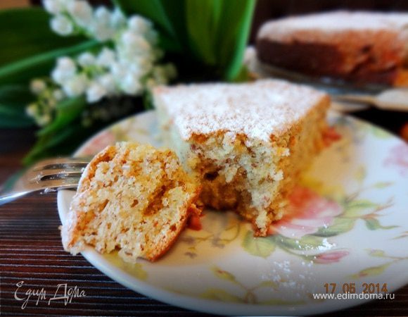 Нежный ореховый пирог с лаймом и кокосом