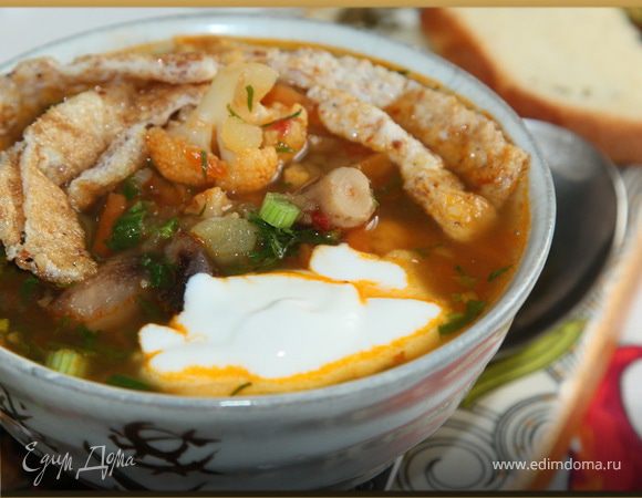 Овощной суп с белково-кунжутным омлетом